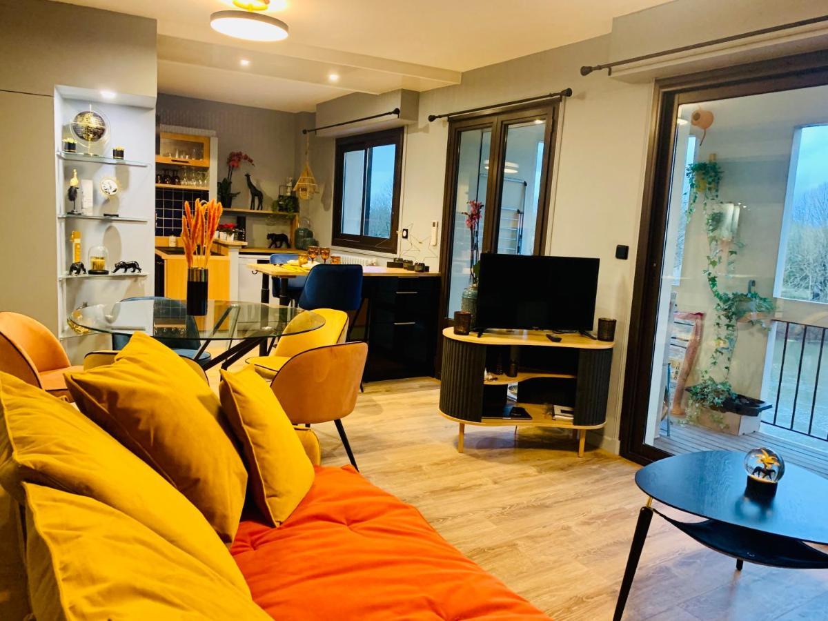 "Au Fil De La Charente" - Coeur De Saintes - Wifi Clim - Classe 4 Etoiles - 4 Pers Exterior foto