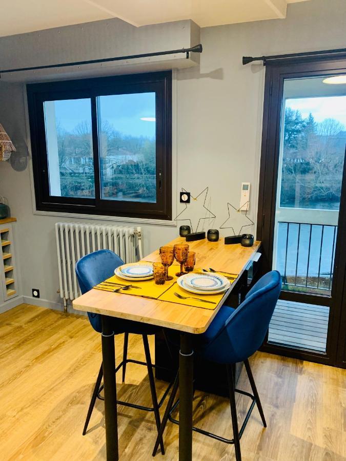 "Au Fil De La Charente" - Coeur De Saintes - Wifi Clim - Classe 4 Etoiles - 4 Pers Exterior foto