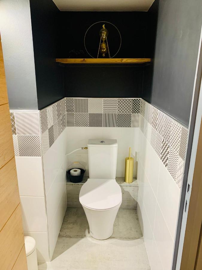 "Au Fil De La Charente" - Coeur De Saintes - Wifi Clim - Classe 4 Etoiles - 4 Pers Exterior foto